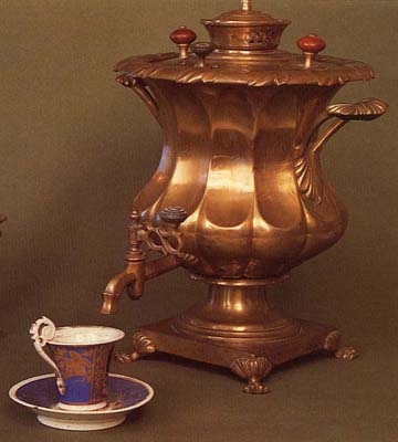 Vase-shaped samovar. Early 19th cent.