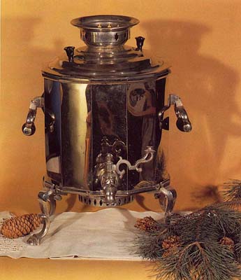 Travelling samovar. The 1870's. 